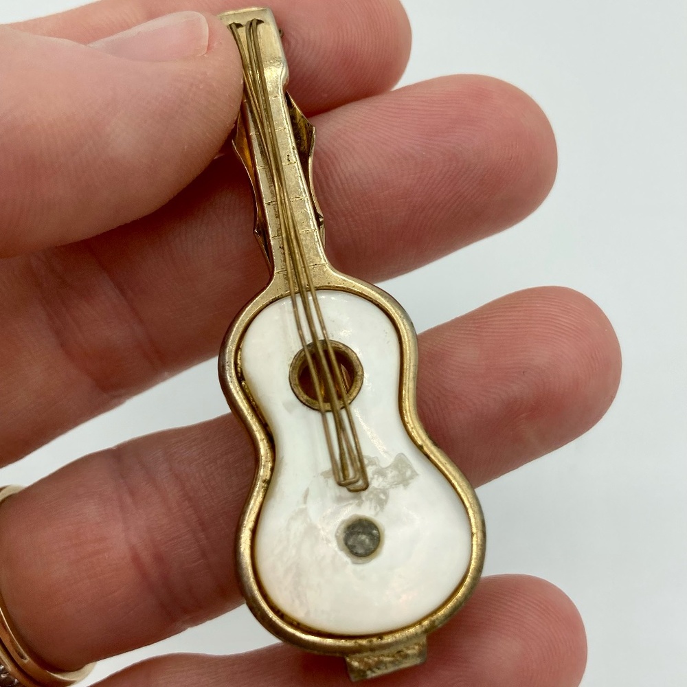 Vintage Anson Guitar Mother Of Pearl Tie Clip - Picture 2 of 7